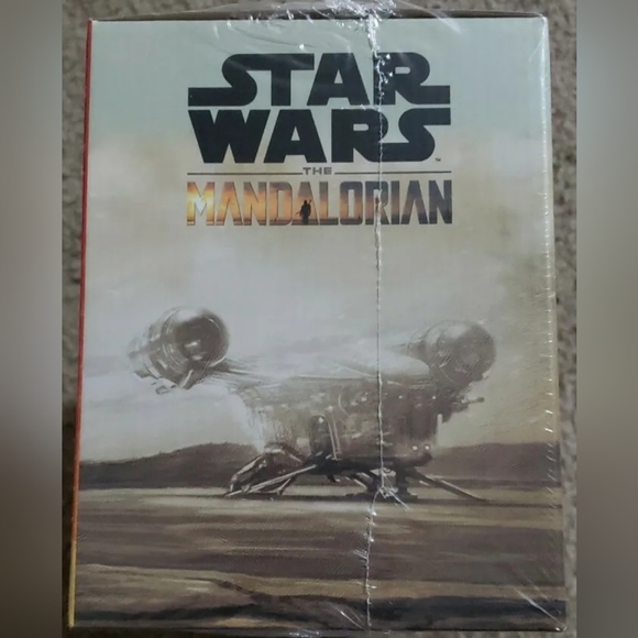 The Mandalorian Collectors Mystery Box 2020 Limited Edition (Still Sealed) - Picture 4 of 7